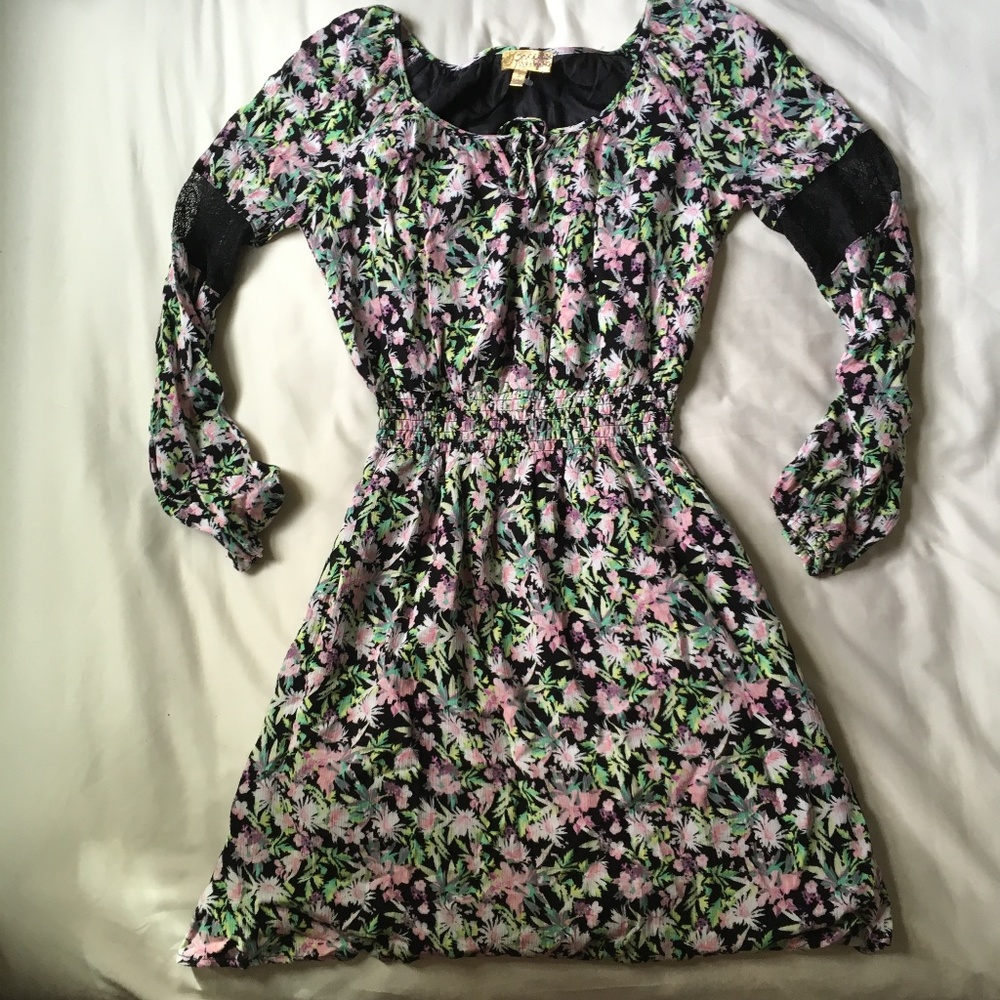 Princess Vera Wang Floral Dress with Lace Sleeves